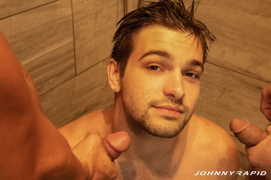 Johnny_Rapid_Jax_Xavier_Cox_-_Johnny_Hits_the_Showers_720p_s11.jpg