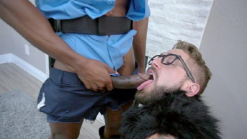 Hot_Cop_Liam_Cyber_Gets_Mind_Fucked_by_Wesley_Woods_720p_.jpg