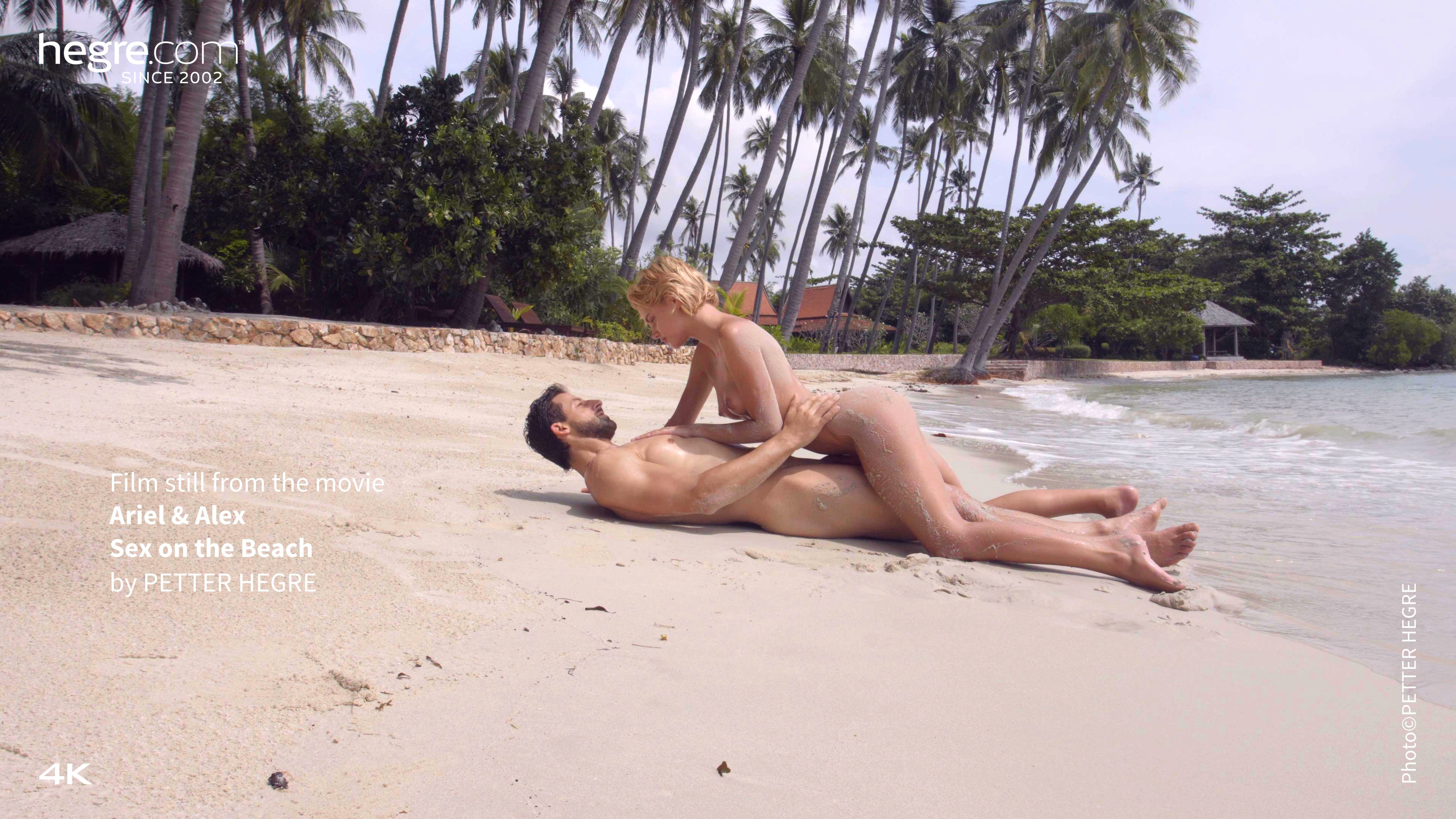 ariel-and-alex-sex-on-the-beach-08.jpg