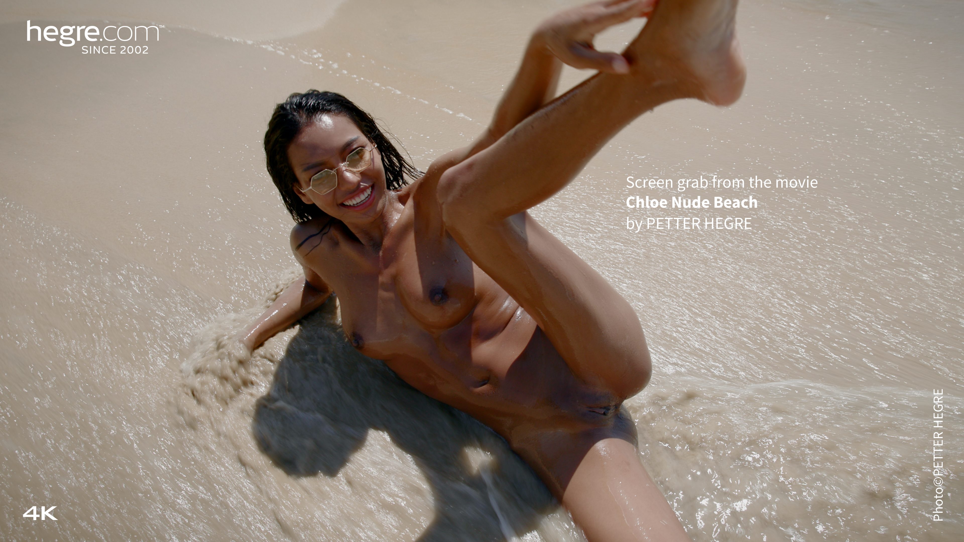 chloe-nude-beach-15.jpg