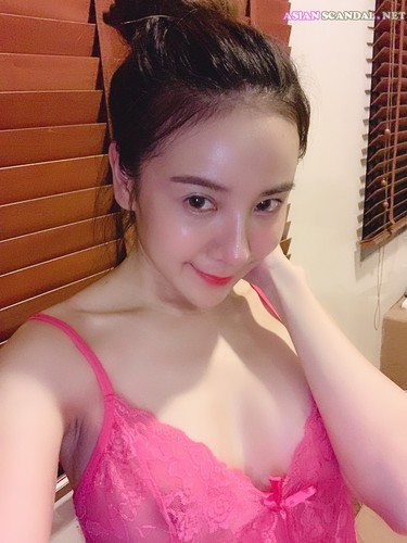 Skinny BIG boobs Thai girl sex – Beautiful Breasts