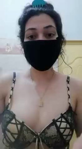 Hot Pakistani Girl Nude Show in Bathroom wid Mask Full Video