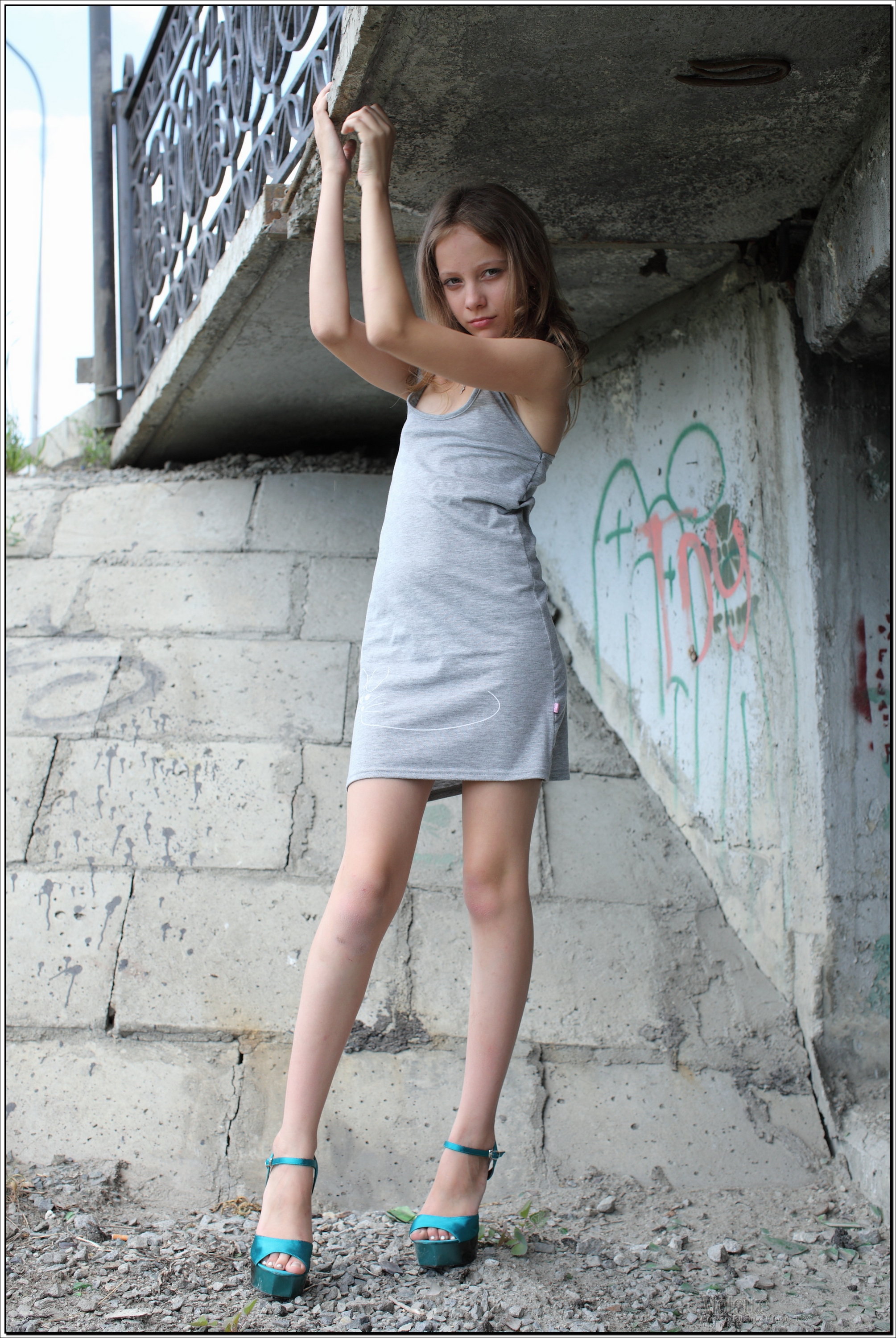 violette_model_greydress_teenmodeling_tv_042.jpg