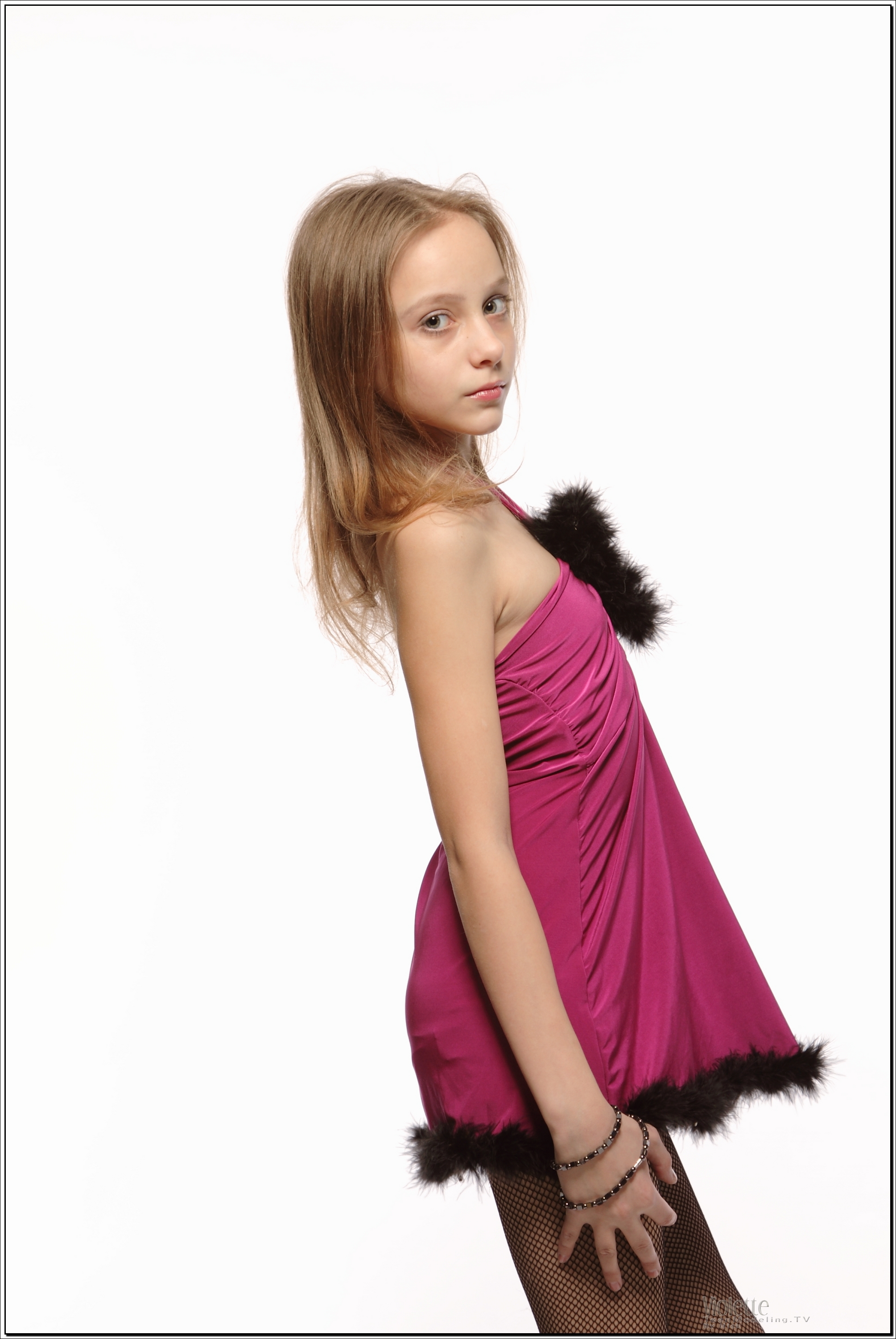 violette_model_pinkhalter_teenmodeling_tv_007.jpg