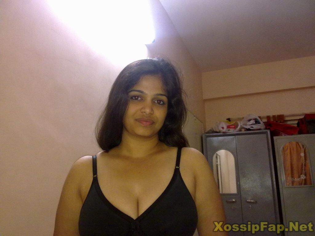 1130055634878_06_Indian_Wives__(39).jpg